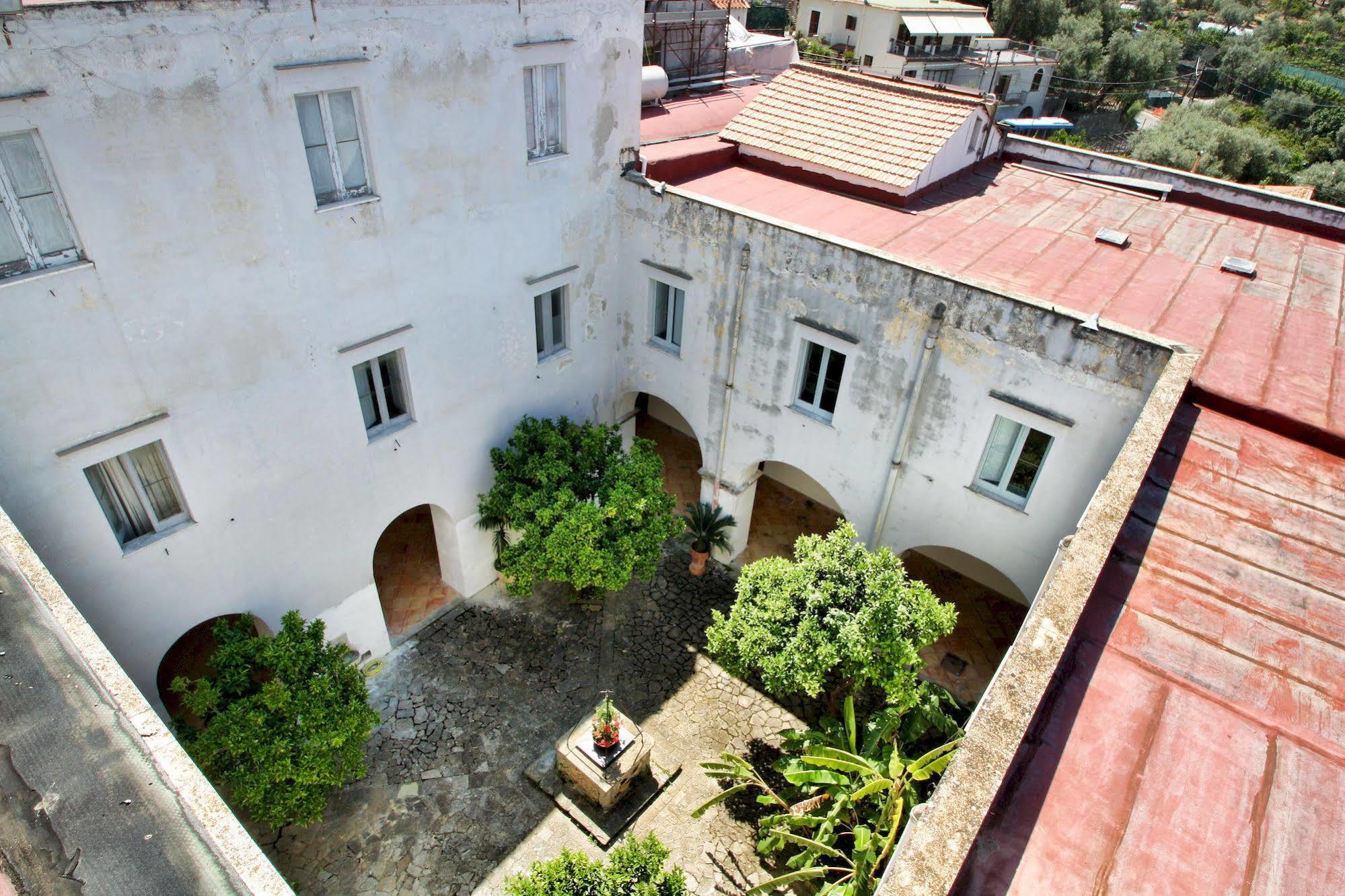 לינה וארוחת בוקר מסה לוברנסה San Francesco Relais מראה חיצוני תמונה